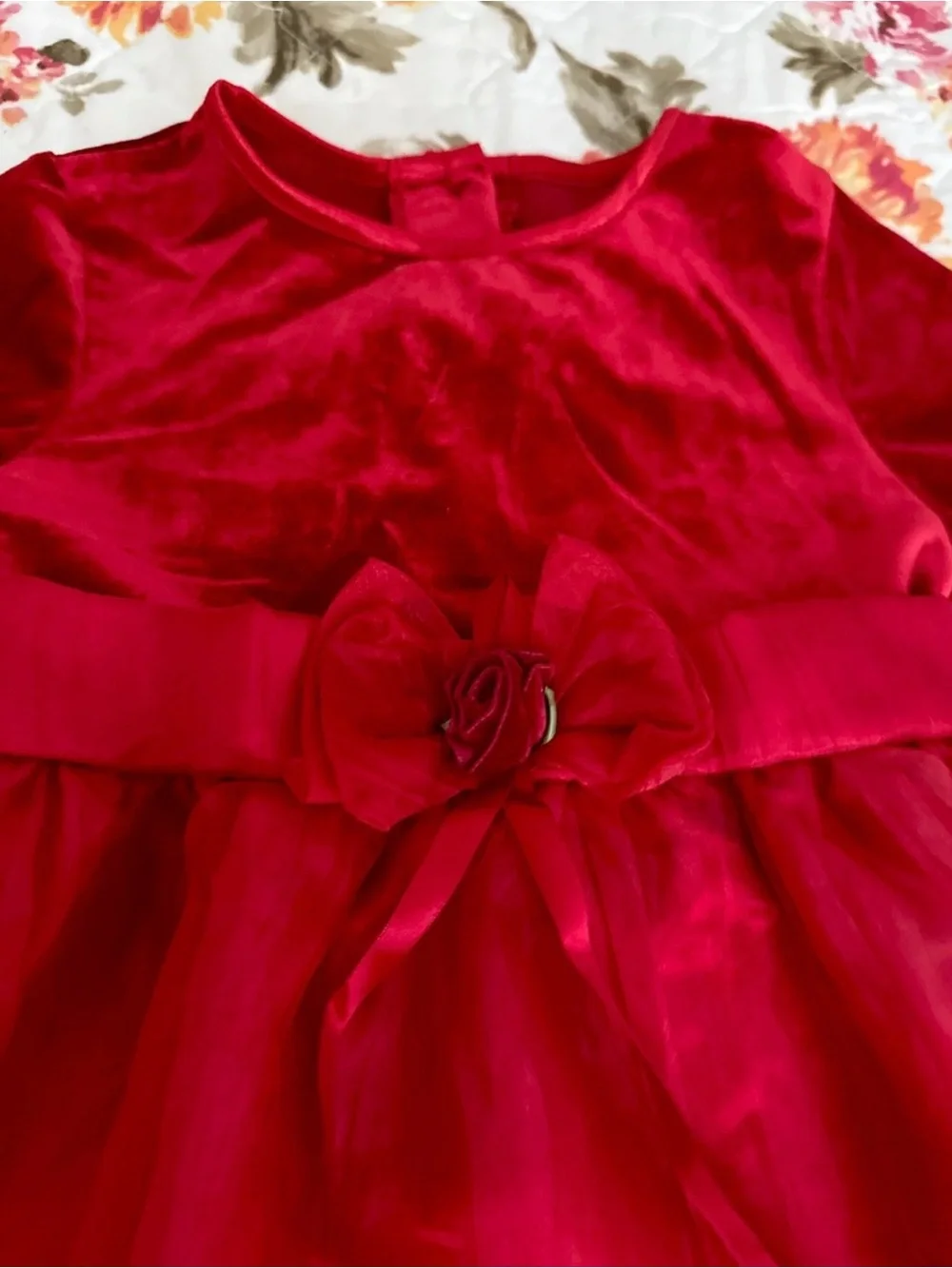 Jona Michelle Girls  Christmas Long Dress Siz 5 Red Velvet Long Sleeve